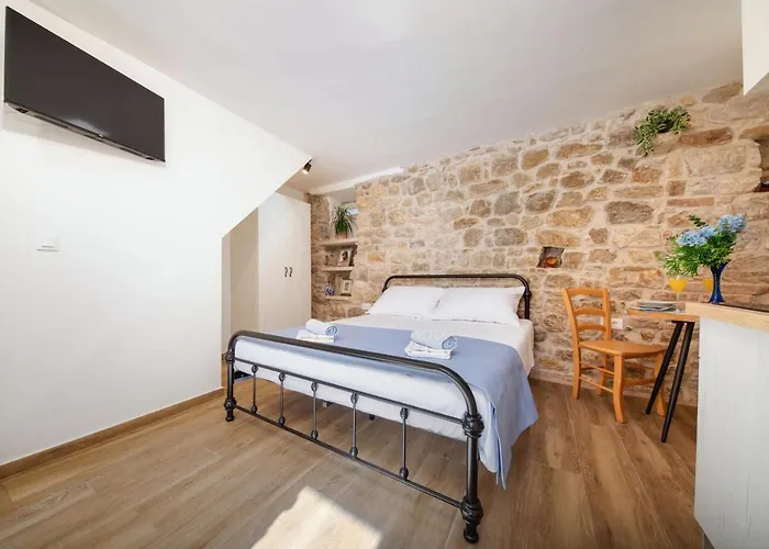 Jerolim Apartament *